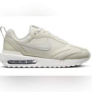 Nike Air Max Dawn Size 9